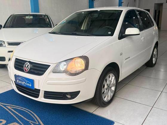 VOLKSWAGEN POLO 1.6 MI SPORTLINE 8V FLEX 4P MANUAL VOLKSWAGEN POLO 1.6 MI SPORTLINE 8V FLEX 4P MANUAL